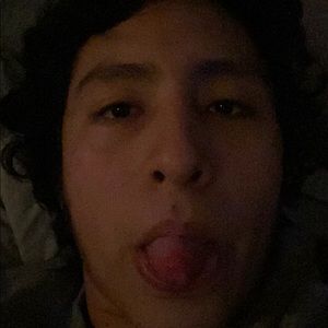 Meet your Posher, Troy